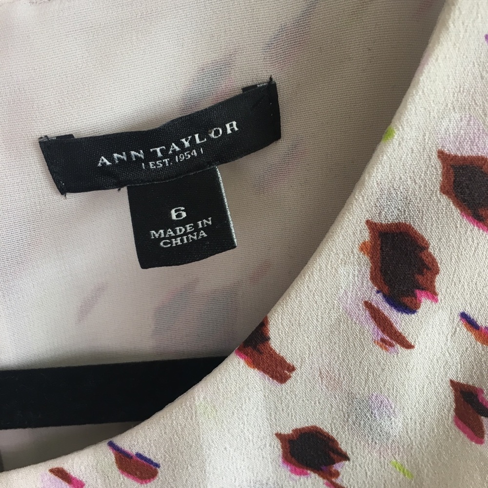 Ann Taylor Peplum Keyhole Front Shell Tank-Size 6 - Picture 6 of 6